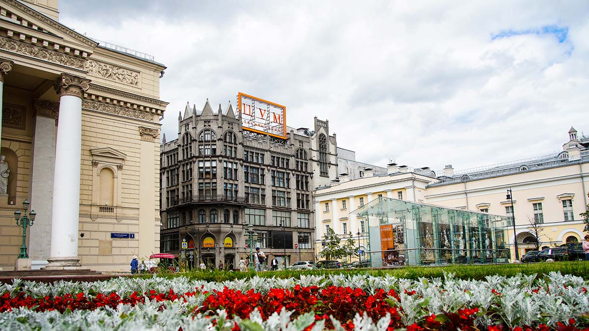 Поп-ап российских дизайнеров открылся в ЦУМе в рамках фестиваля «Модная столица»