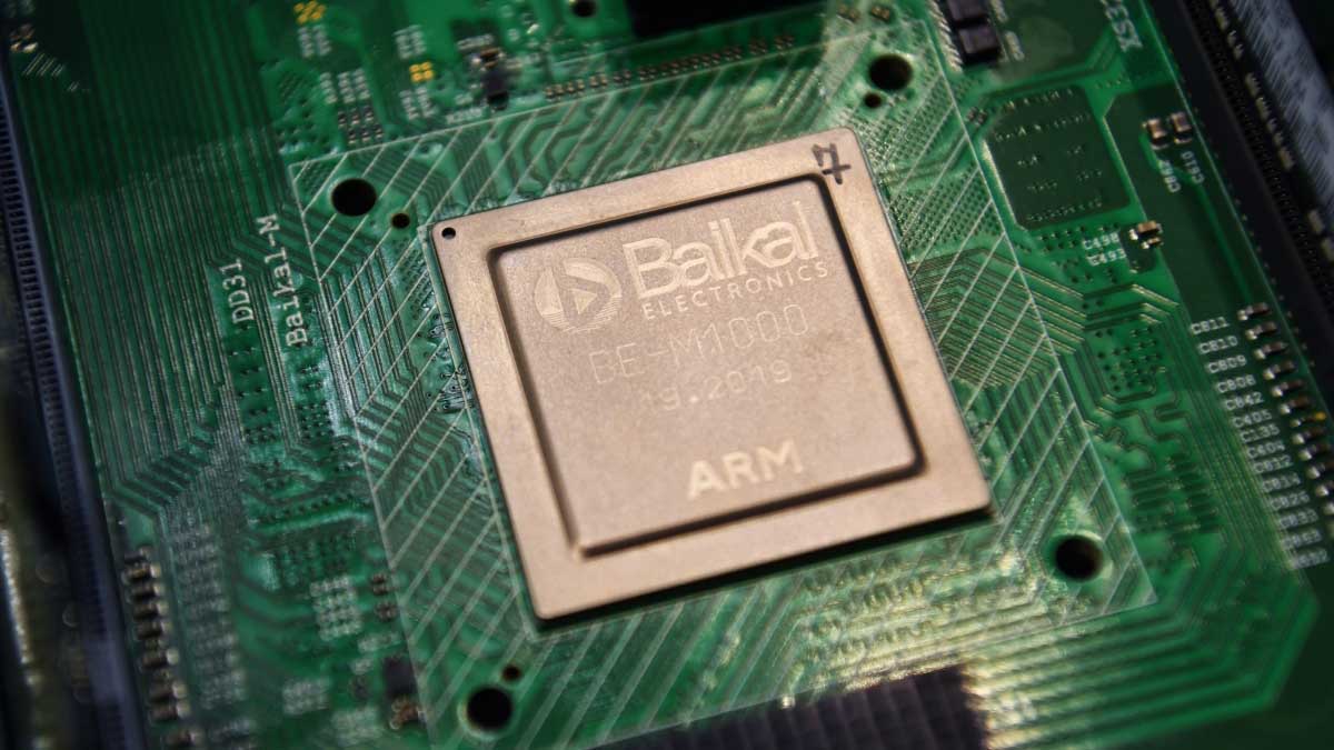 Чипмейкеры под ударом: какие аналоги процессоров Intel, AMD и Qualcomm существуют в России