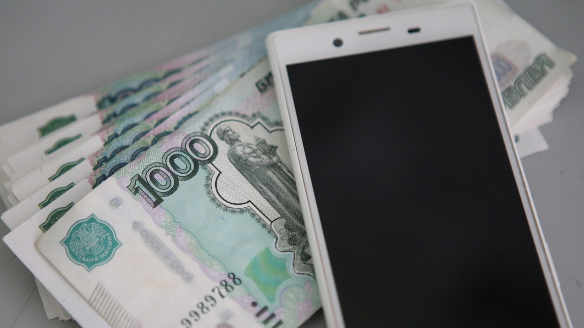 Более шести миллионов рублей лишилась пенсионерка после звонка «из банка»