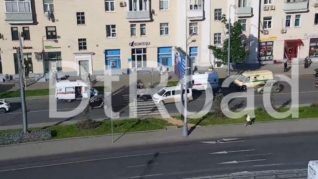 Человек попал под колеса автомобиля при переходе Ленинградского шоссе