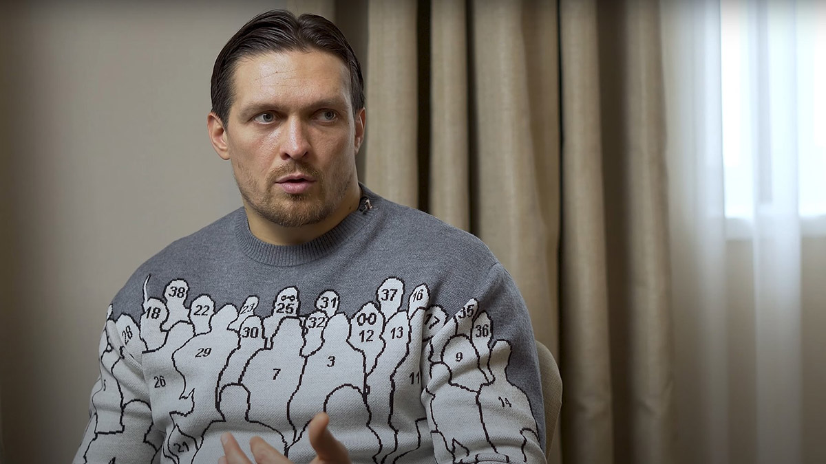 Украинский боксер Усик стал абсолютным чемпионом мира в супертяжелом весе