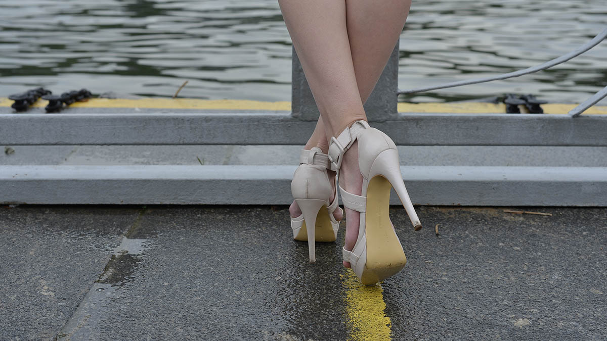 Защита по-женски: какие приемы самообороны позволят отбиться от маньяка