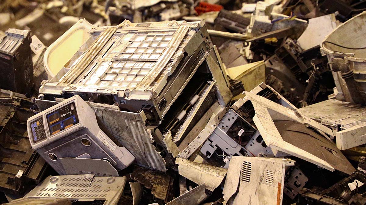 В Москве ликвидировали более 30 мест навалов мусора в 2022 году