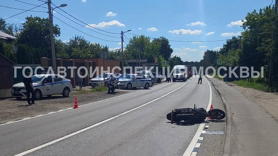 Мотоциклист погиб в ДТП на севере столицы