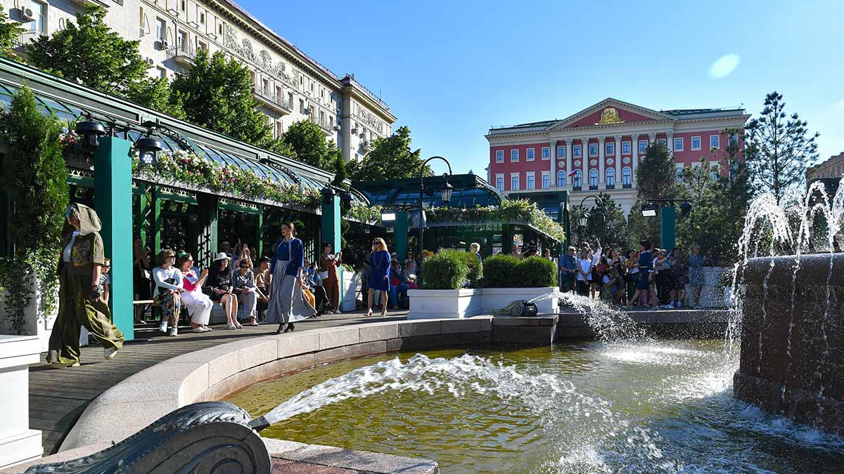 Движение по Тверской улице временно ограничат из-за замены асфальта