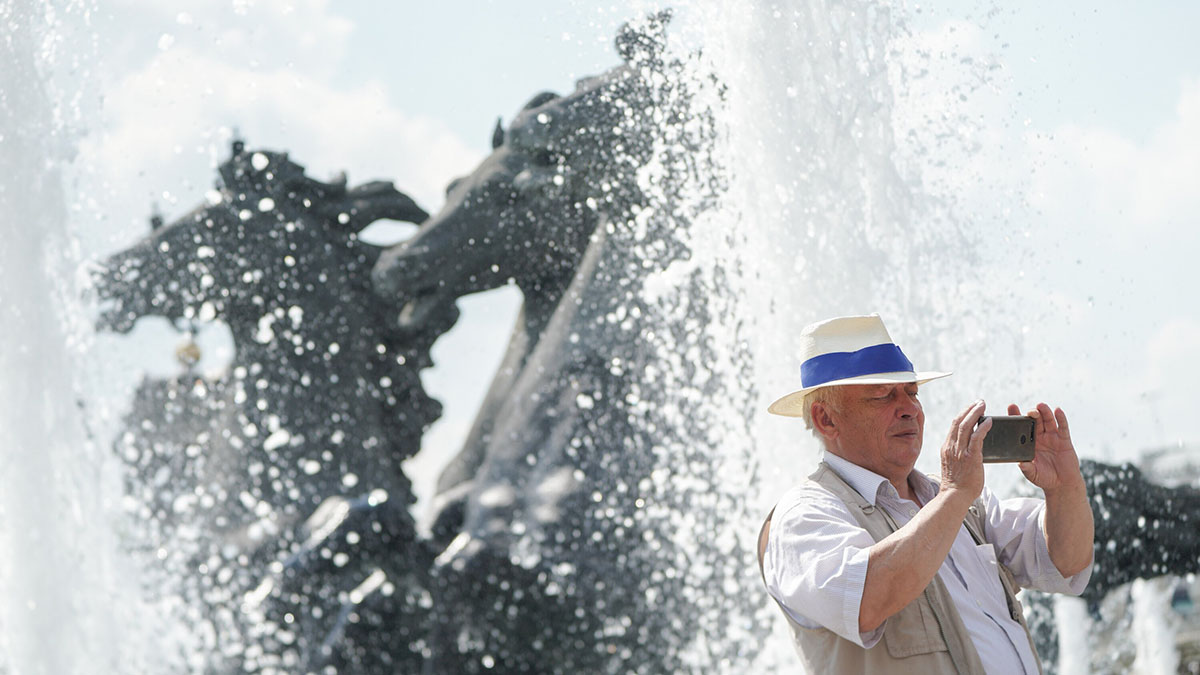 Синоптик спрогнозировал теплый и засушливый июль в Москве