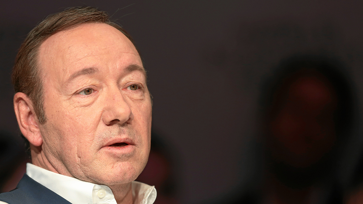 Кевина Спейси обязали выплатить создателям «Карточного домика» 31 миллион долларов