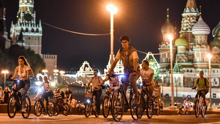 Ночной велофестиваль пройдет в Москве 9 июля