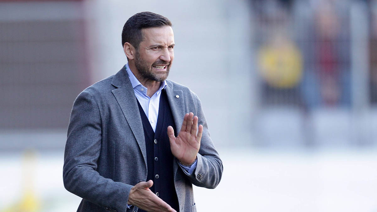 Немецкий тренер Циннбауэр возглавил московский ФК «Локомотив»