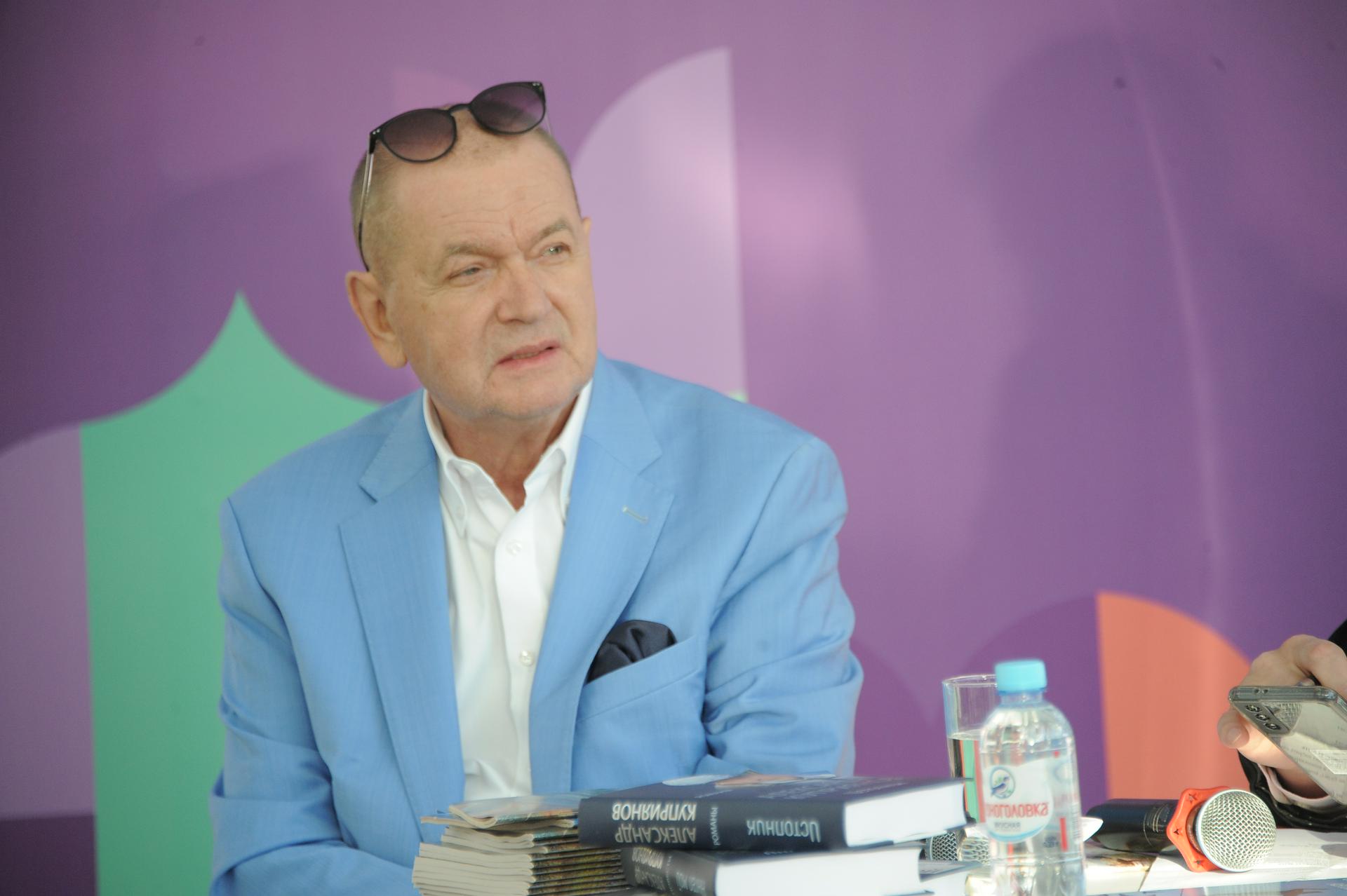 Литературный журнал выдерживает прессинг времени