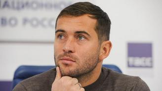 Кержаков рассказал, какой салат считает главным блюдом на Новый год