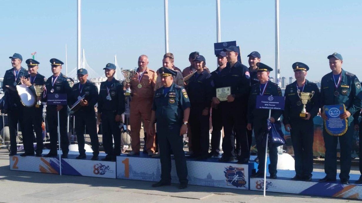 Столичные спасатели победили во всероссийском первенстве по ликвидации последствий ДТП