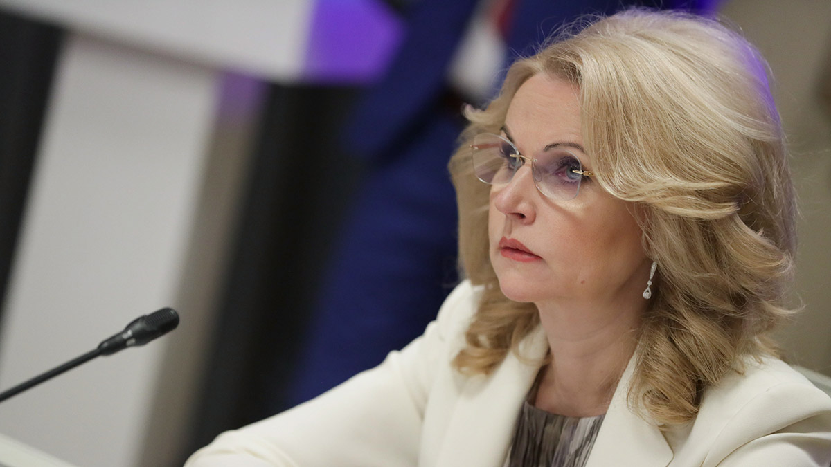 Голикова предложила запретить продажу энергетиков подросткам