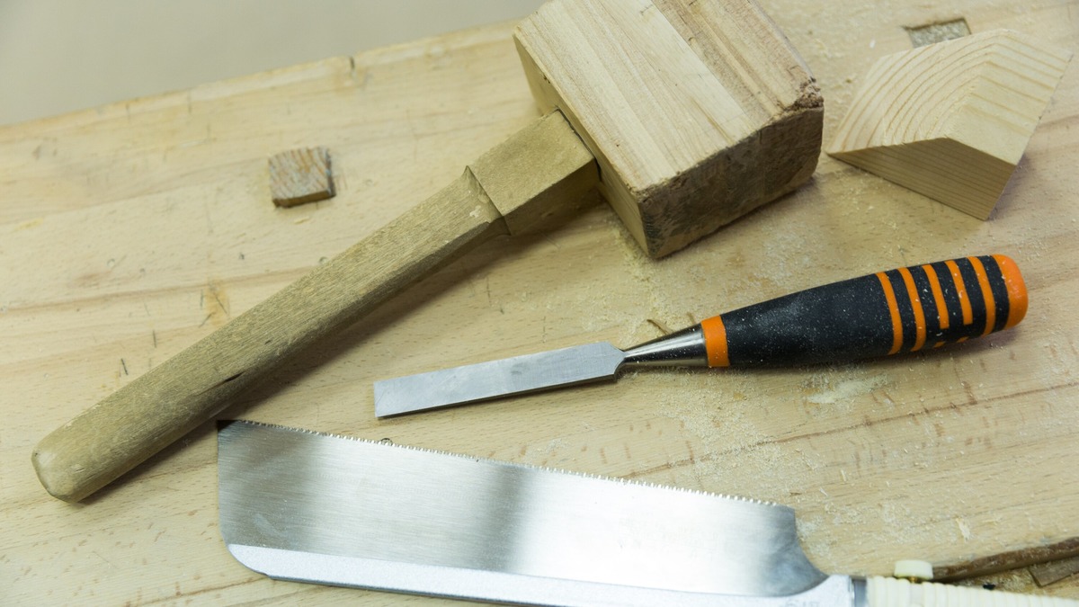 Мебельная фабрика опровергла сообщения о заложниках