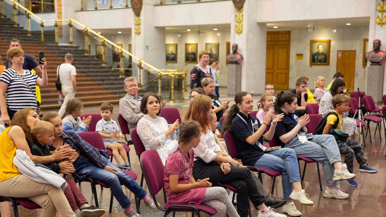 Более восьми тысяч многодетных семей посетили Музей Победы с начала года