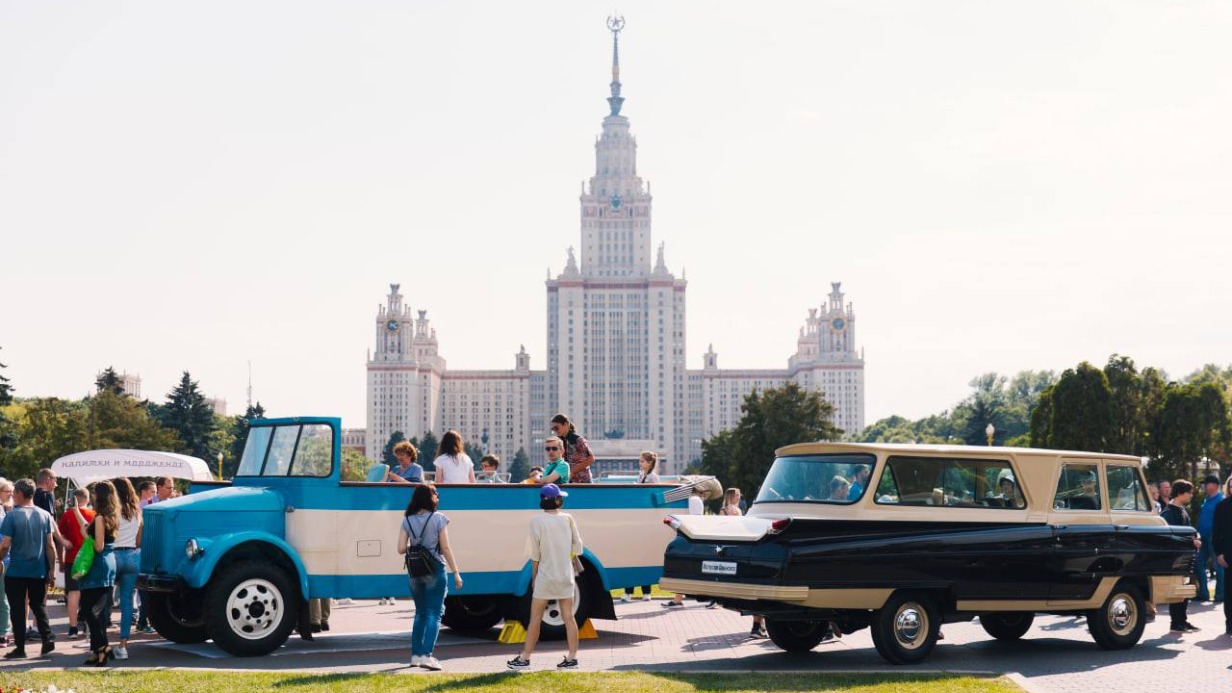 Первый фестиваль «Ретрорейс» состоялся в День московского транспорта