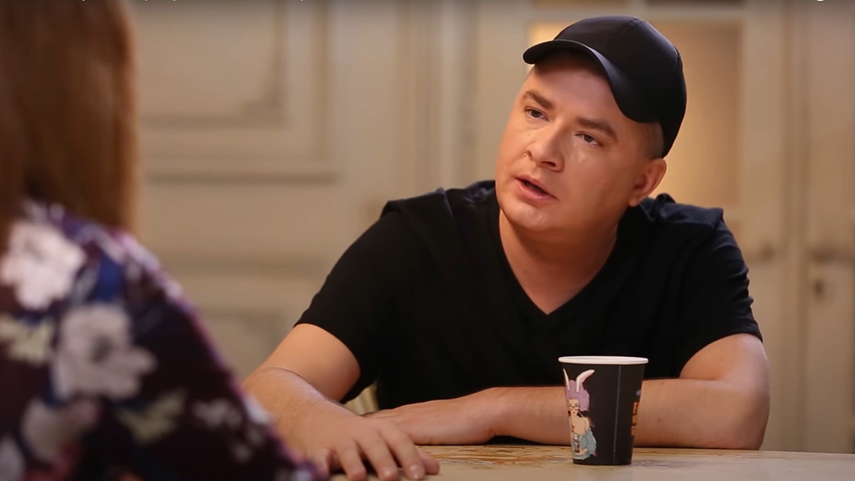 Проигравший выборы коммунист пожаловался в ФСБ из-за песни Сердючки на участке