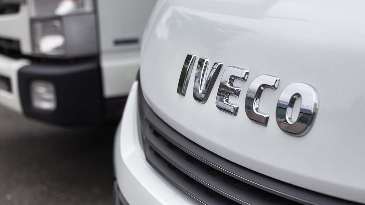 Reuters: Производитель грузовиков Iveco полностью уходит из России