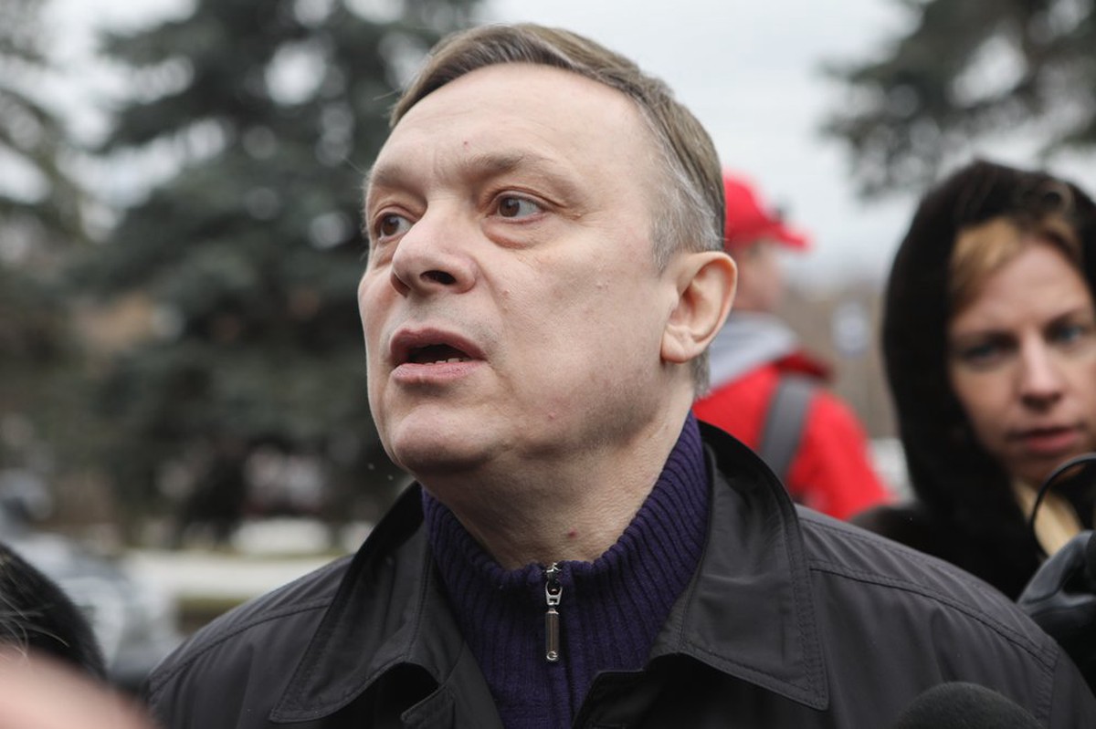 «Алчные люди всегда опускаются на дно»: политик предрек Разину незавидное будущее