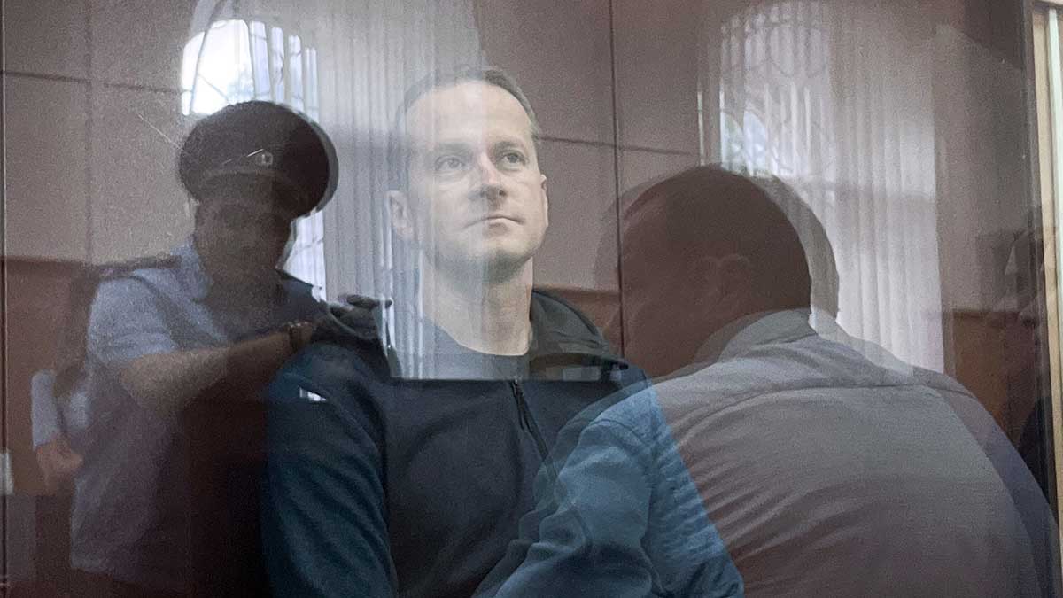 Бывший замглавы МЧС Гурович освободился раньше срока: за что осудили и почему так рано выпустили