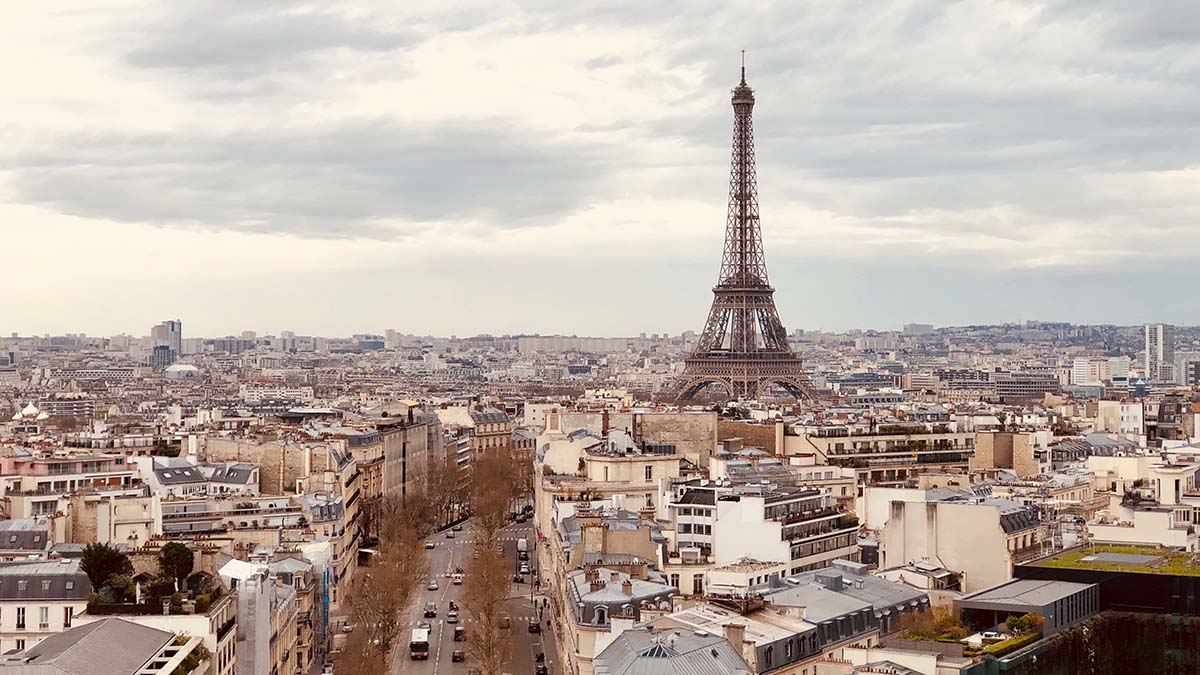 Эйфелеву башню закрыли из-за общенациональной забастовки