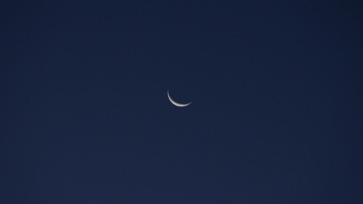 Откройтесь эмоциям и слушайте внутренний голос: что принесет новолуние 17 июля