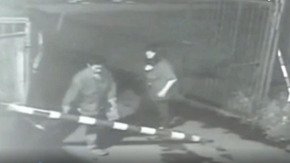 Семейная пара разнесла парковку и ограбила охранника на юго-востоке Москвы