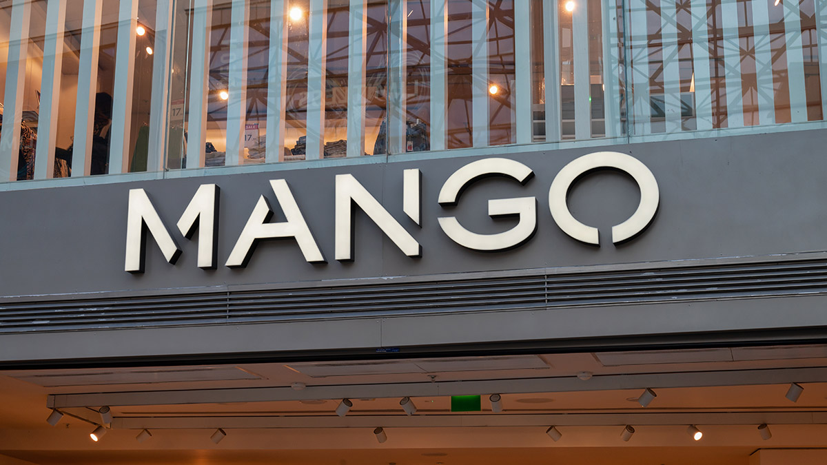 Магазины Mango возобновили работу в московских торговых центрах