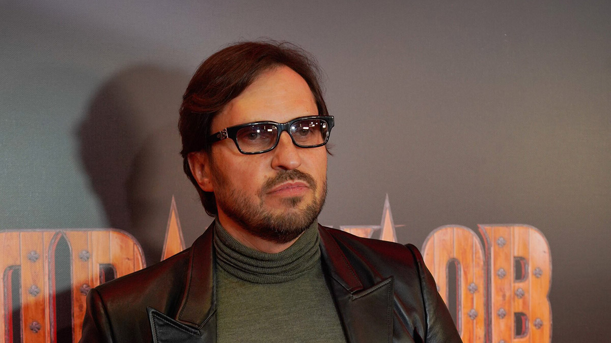 «Кладет трубку»: мать Александра Реввы рассказала, что не видела сына уже год