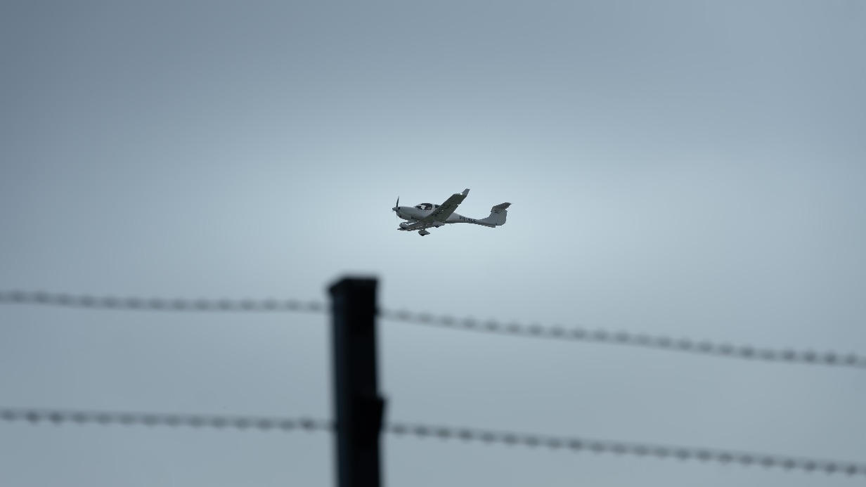 Частный самолет совершил экстренную посадку на воду в Подмосковье