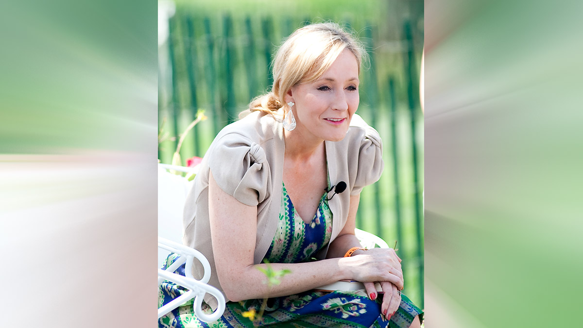 Роулинг рассказала, почему ее не было в рождественском спецвыпуске «Гарри Поттера»