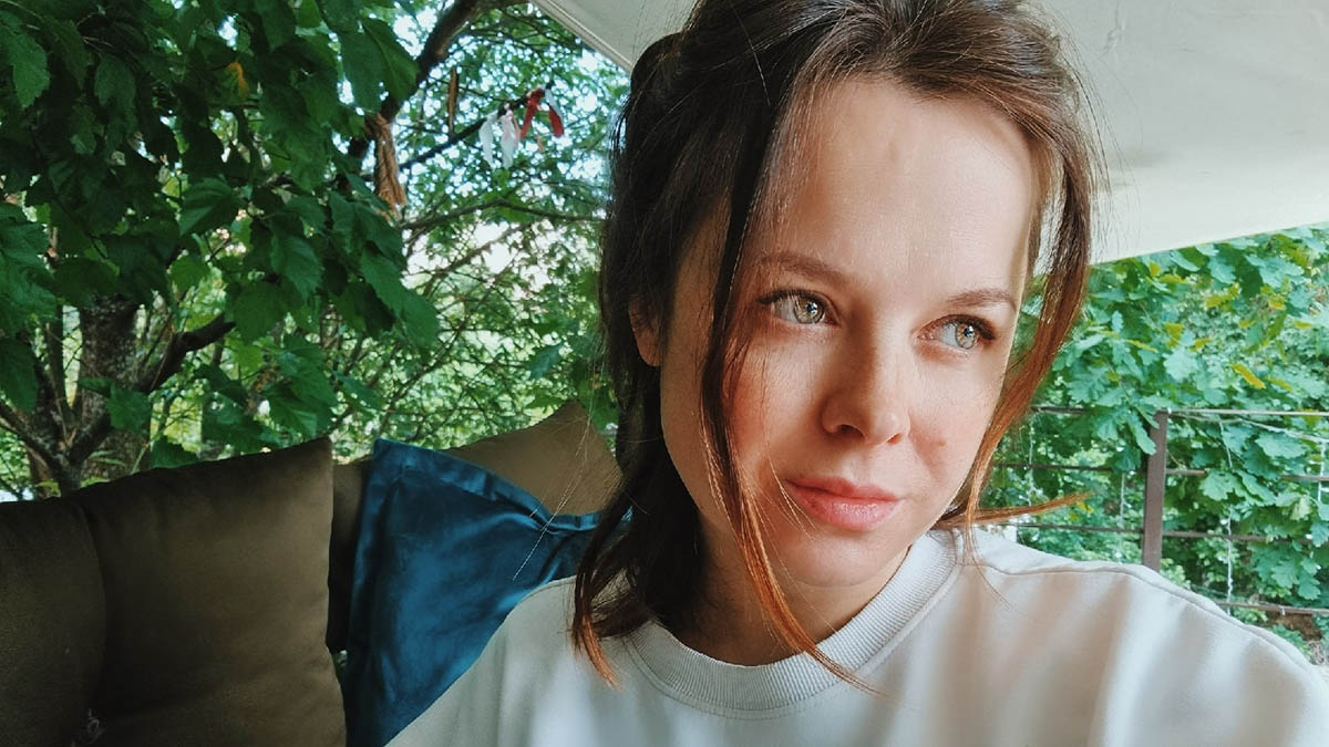 «Не будешь высыпаться»: Медведева рассказала о воспитании третьего ребенка