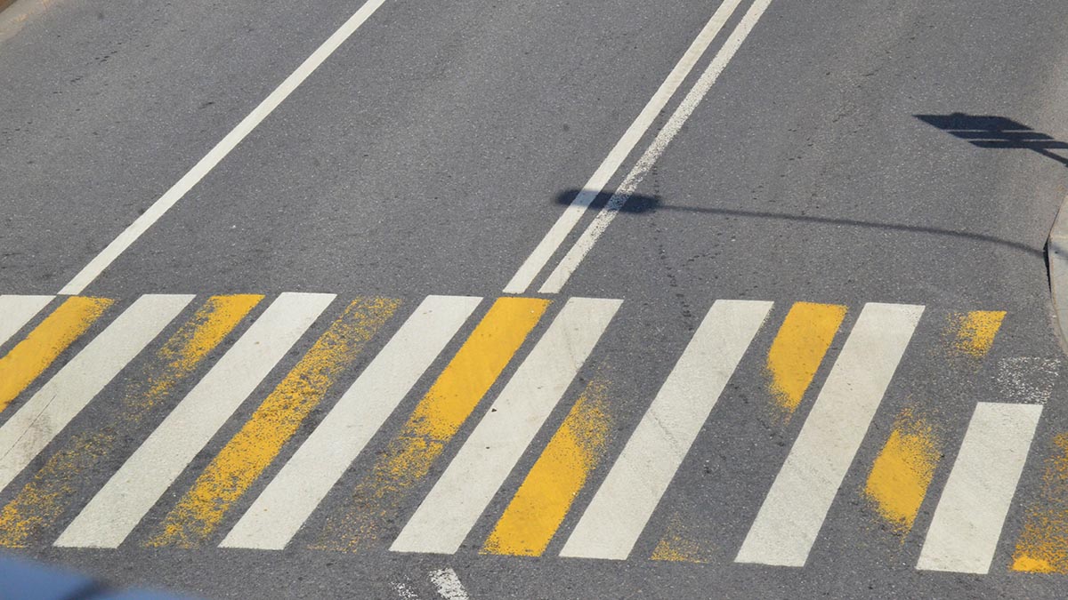 Baza: Мотоциклист попал в ДТП в Москве из-за нарушившего ПДД водителя