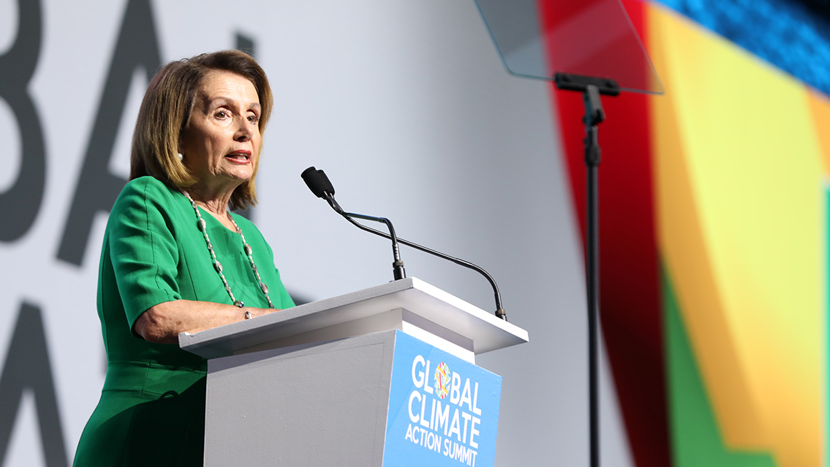 Пелоси заявила о возможной отставке в связи с покушением