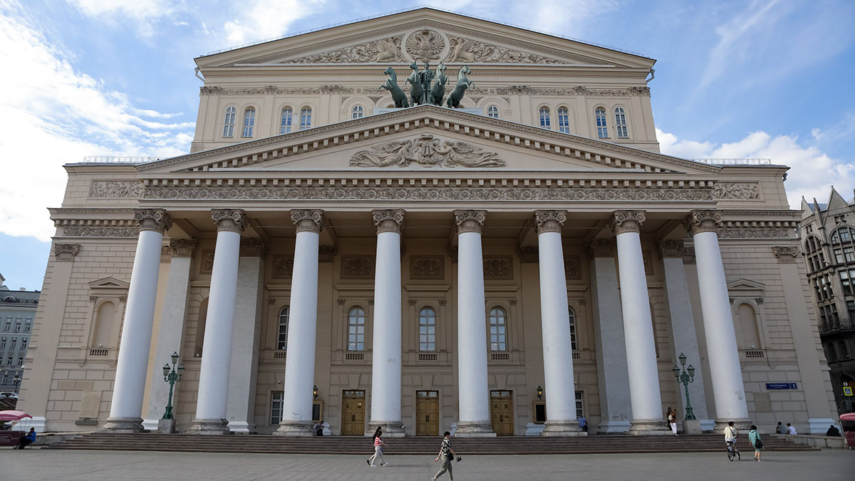 Большой театр обратился в прокуратуру из-за ситуации с билетами на «Щелкунчика»