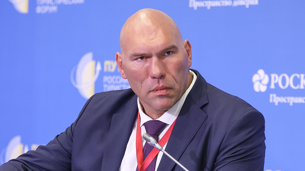 Верховная рада одобрила санкции против Кабаевой и Валуева