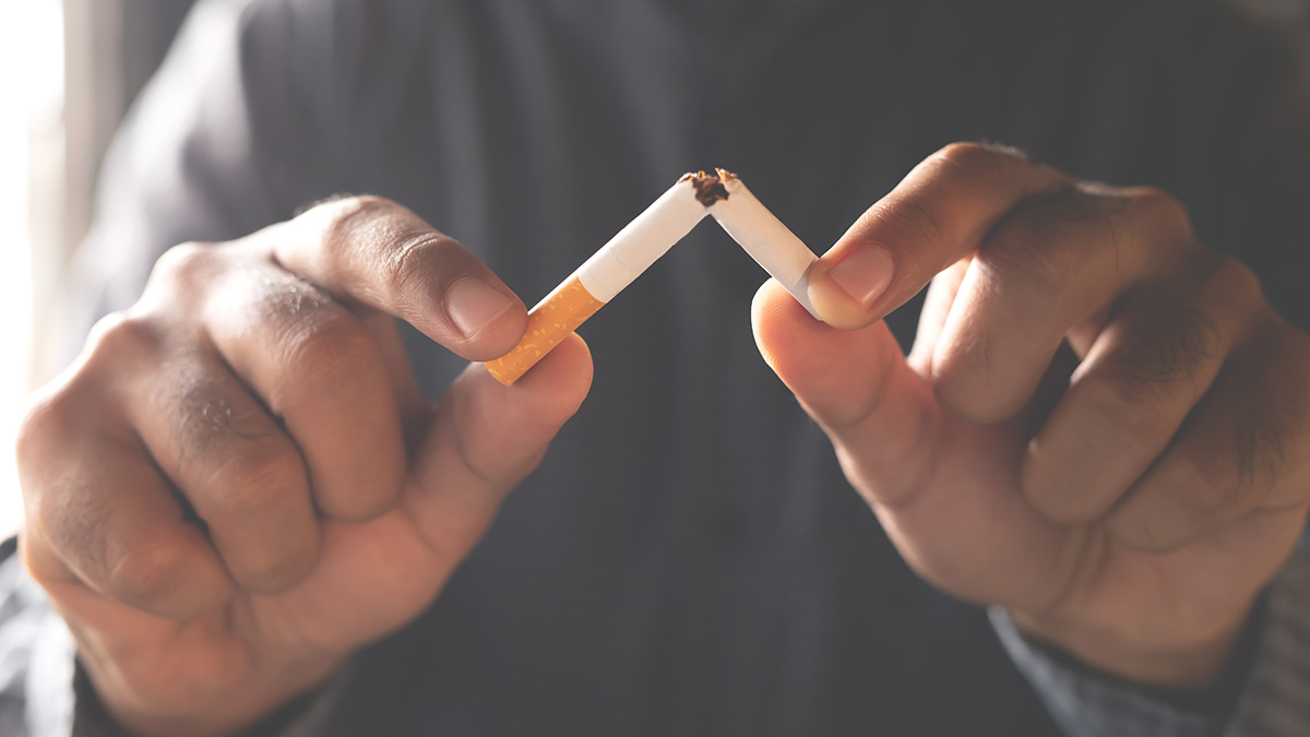 В России предложили ввести дополнительную неделю отпуска для некурящих работников