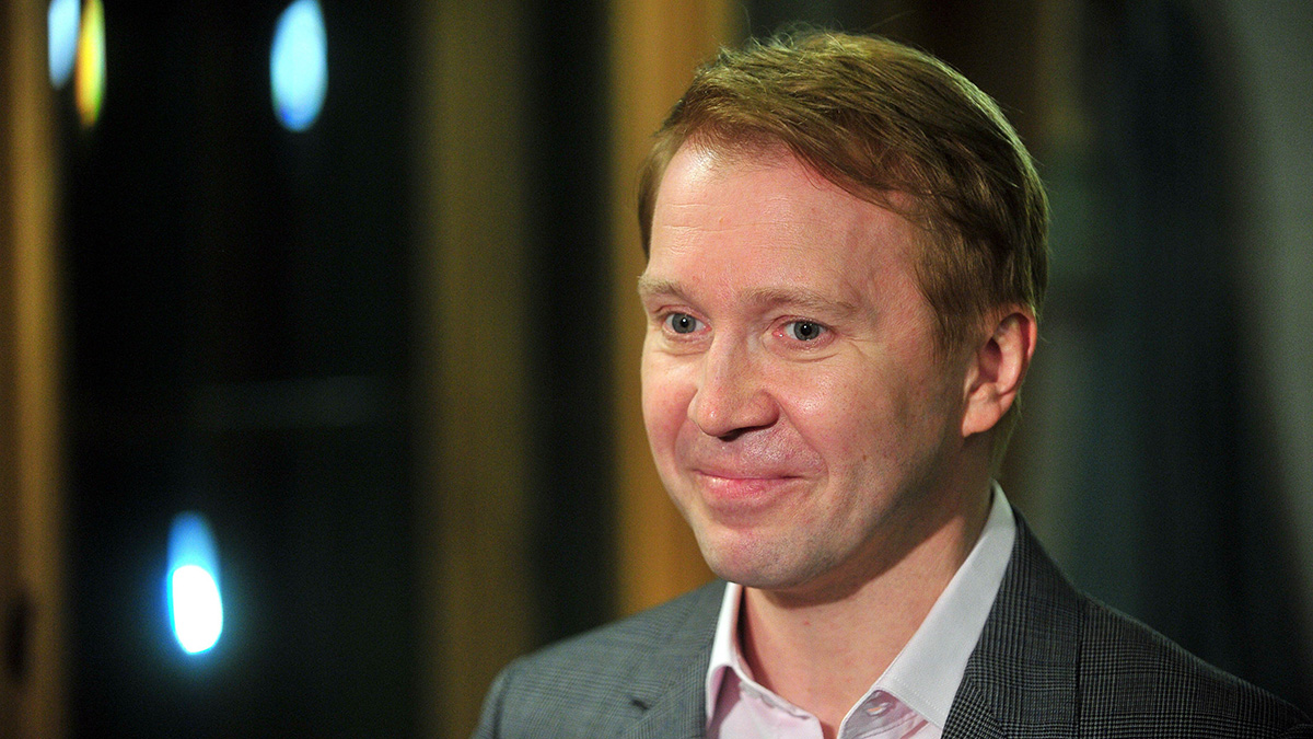 «Это ерунда»: помощник Евгения Миронова опроверг госпитализацию актера