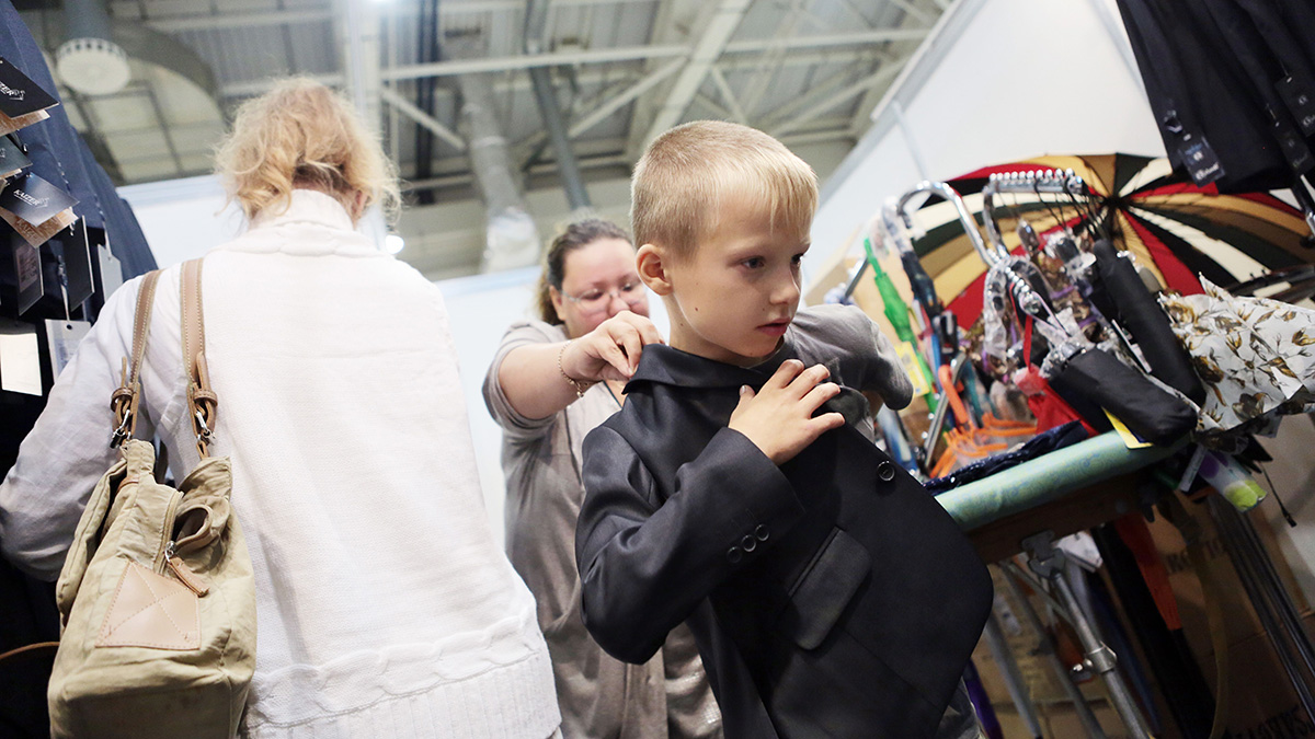 «Грустные впечатления»: стилист Лисовец высказался о новой школьной форме