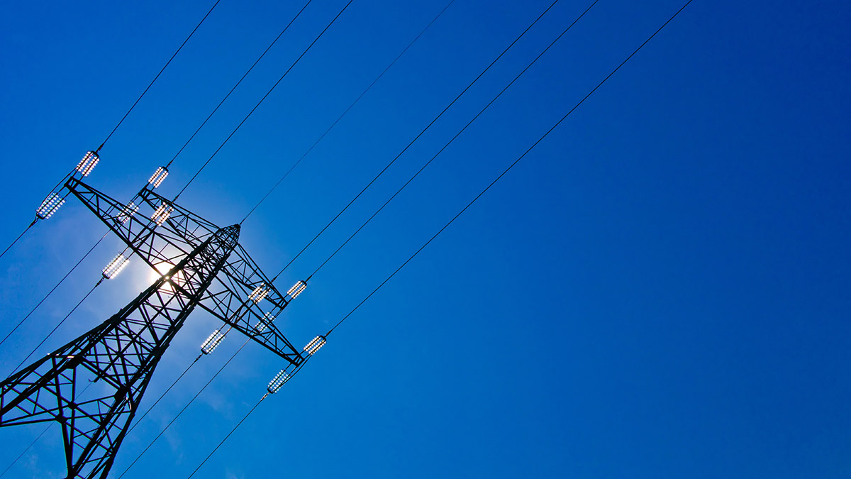 В «Россети Ленэнерго» объяснили, чем опасны граффити на энергообъектах