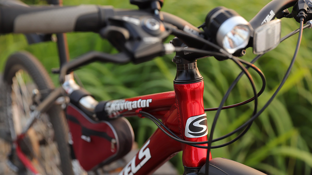 Пересекавшего Евразию на велосипеде француза задержали во Владивостоке