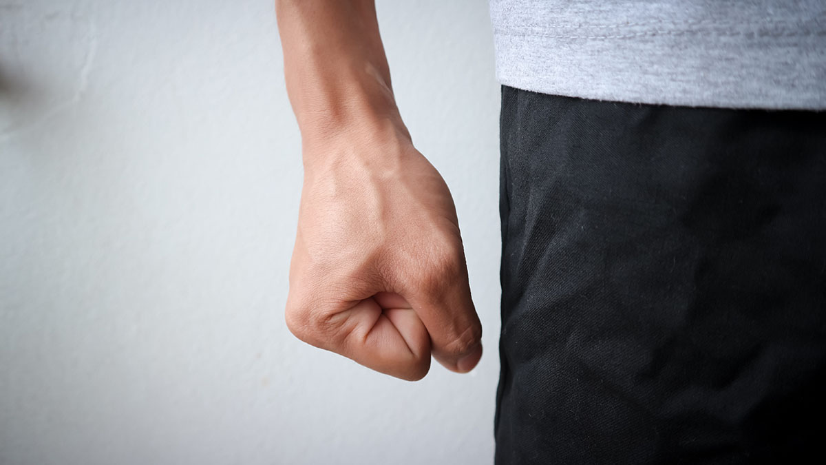 Как вести себя при встрече человеком в период весеннего обострения