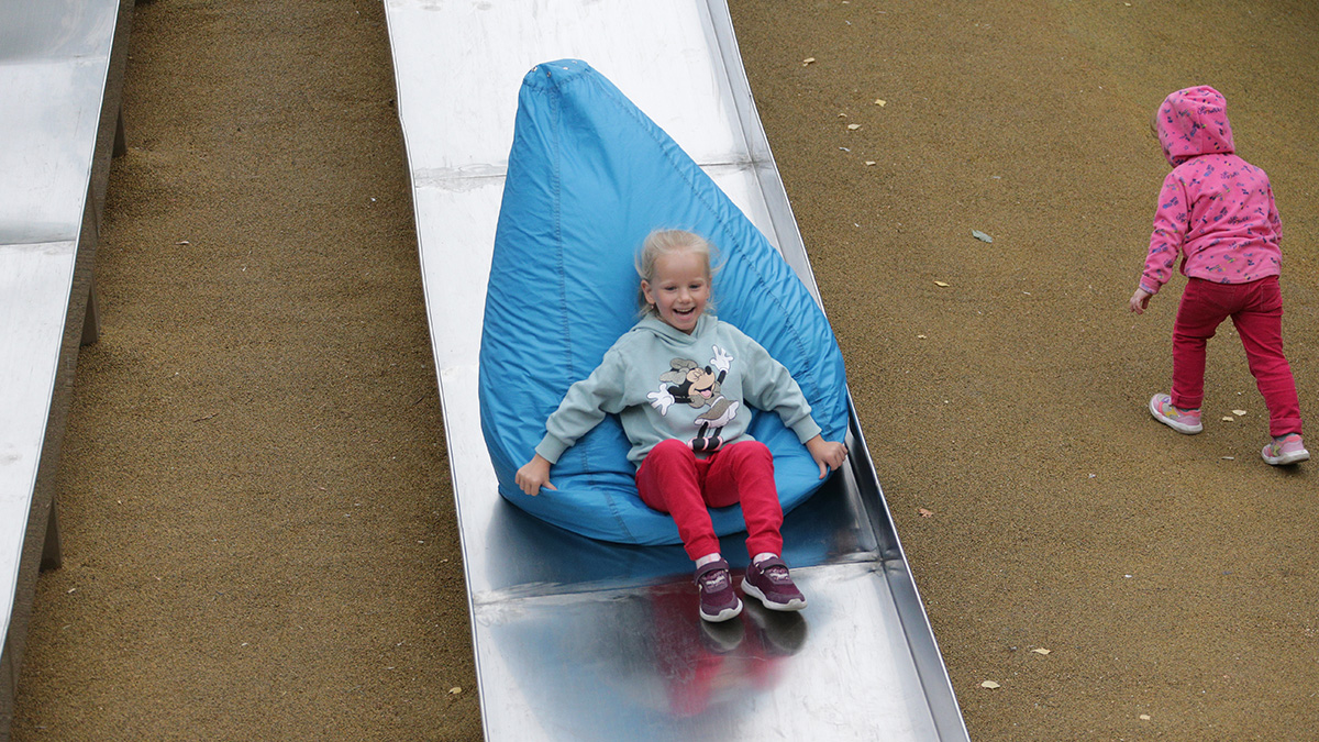 В России предложили увеличить пособие по уходу за ребенком до полной зарплаты родителя