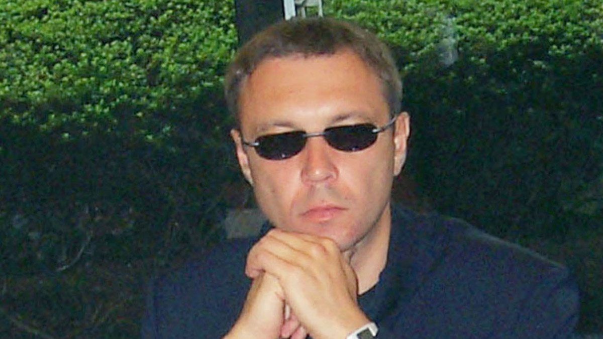 Стали известны сроки выхода новой книги Виктора Пелевина