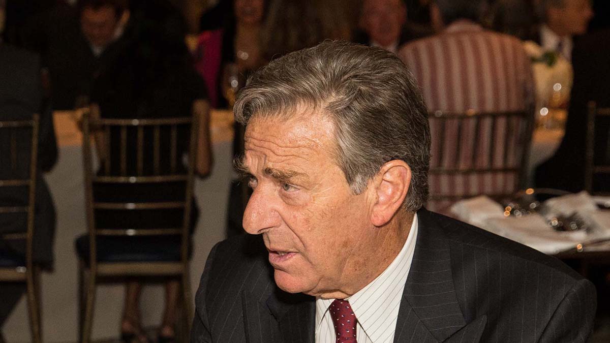 Неизвестный напал с молотком на мужа Нэнси Пелоси в их доме