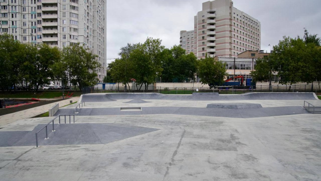 Новые скейт-парк и памп-трек появились в будущем «Парке Яуза»
