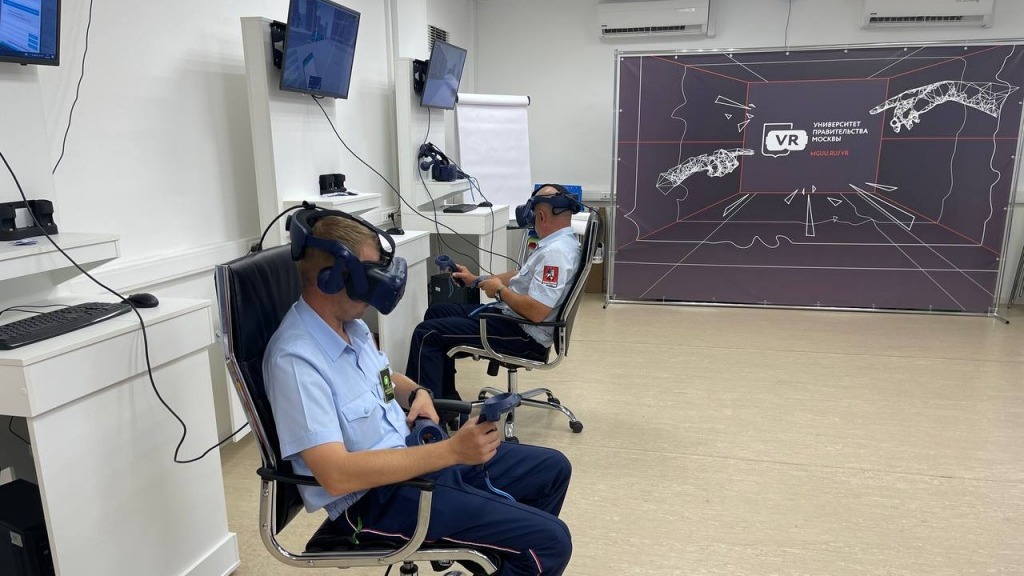 Контролеры «Московского паркинга» будут проходить обучение в VR-очках