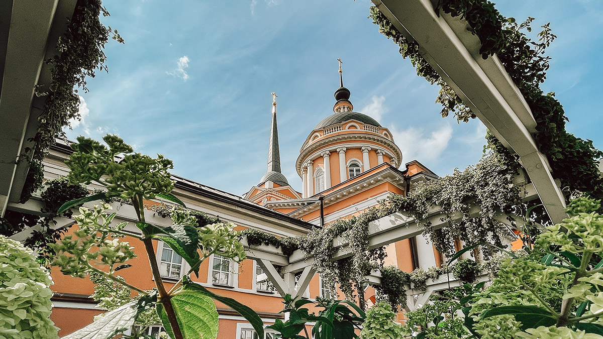 Москвичам рассказали, когда в столицу придет «старое» бабье лето
