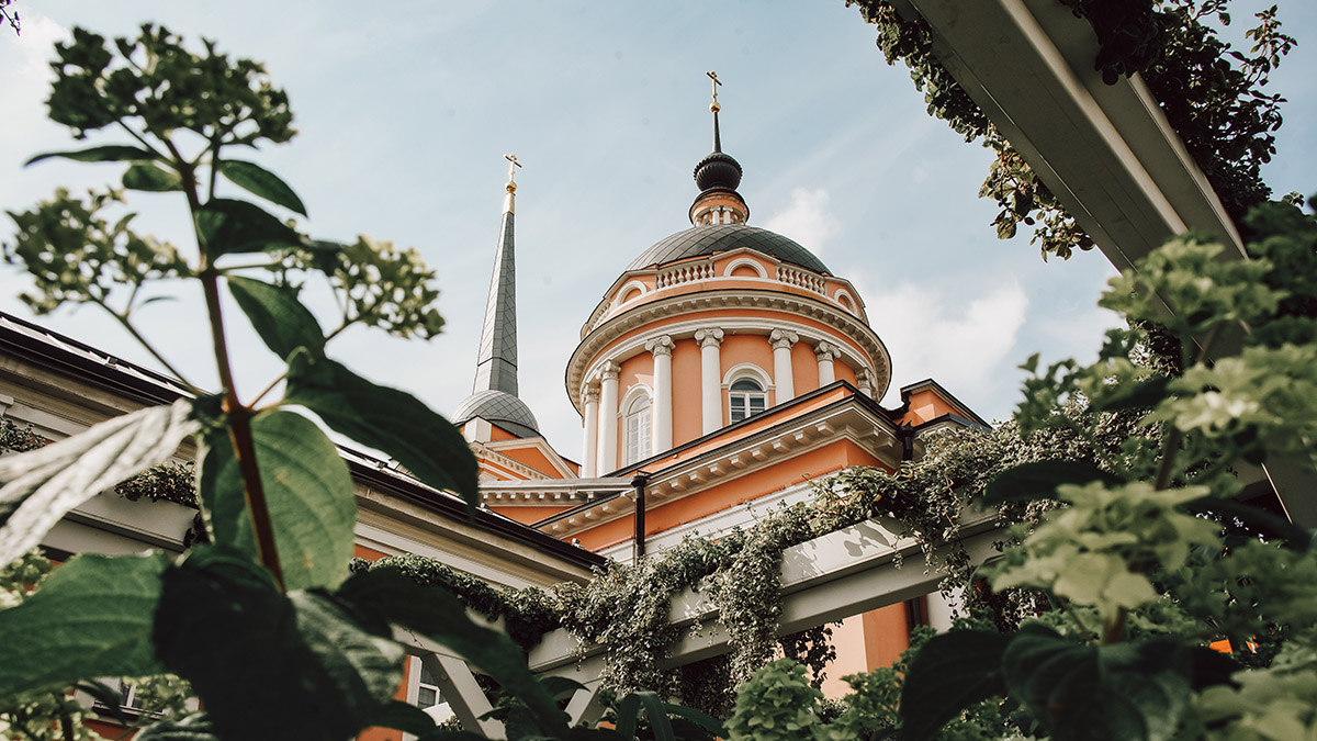 Более 1,8 тысячи объектов культурного наследия привели в порядок в Москве
