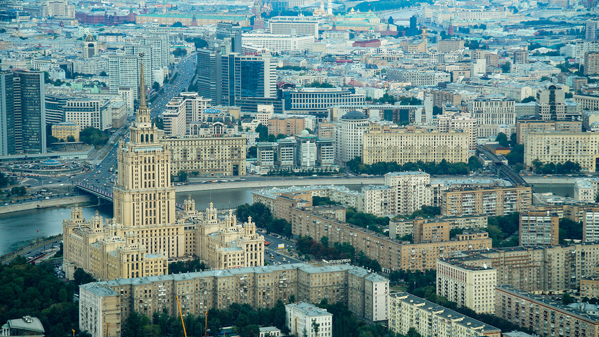 Moscow speak. Москва столица. Вечерняя Москва. Москва и другие города. Вечерняя Москва фото.